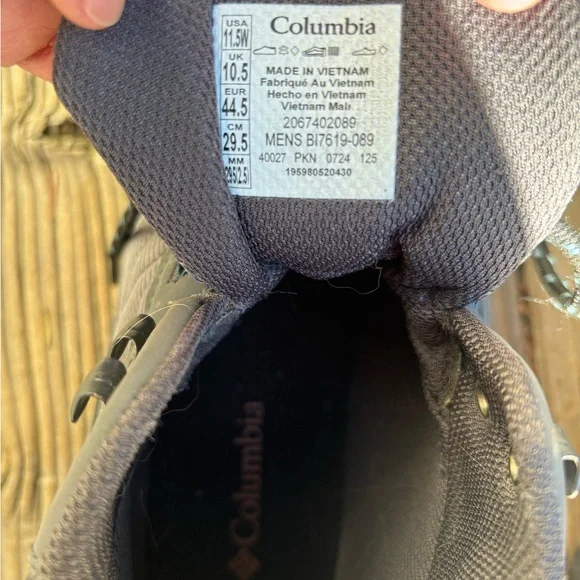 EUC Columbia mens Transverse Hike Waterproof boots Size 11.5 Wide. - Picture 11 of 12